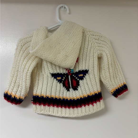 Hand knit white sweater 4T - Picture 2 of 8